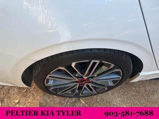 used 2023 Kia Forte car