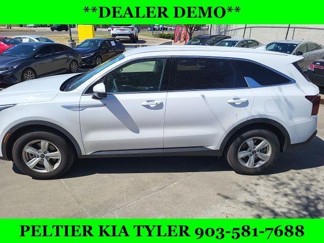 new 2024 Kia Sorento car, priced at $30,358