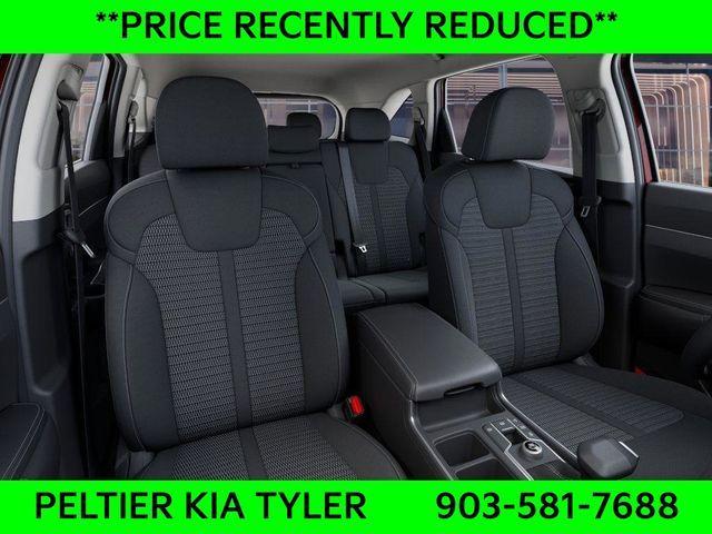 new 2025 Kia Sorento car, priced at $30,435