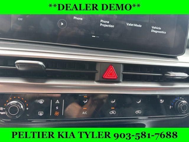 new 2025 Kia Sorento car, priced at $30,340