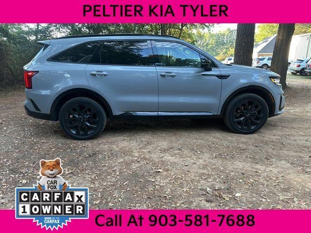 used 2023 Kia Sorento car, priced at $29,900
