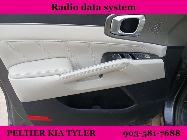 used 2021 Kia Sorento car, priced at $26,400