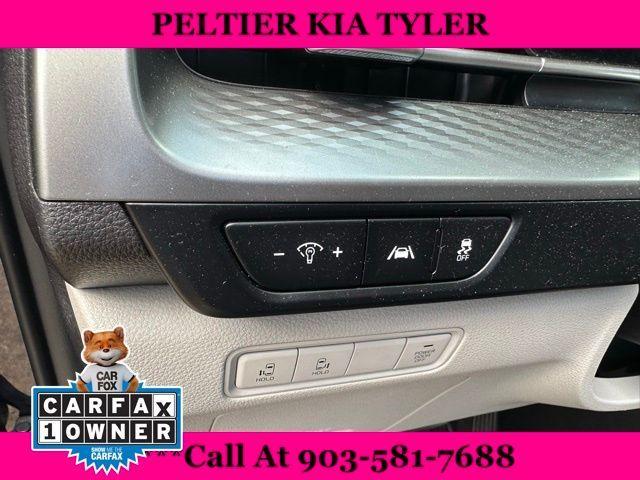 used 2022 Kia Carnival car, priced at $25,900