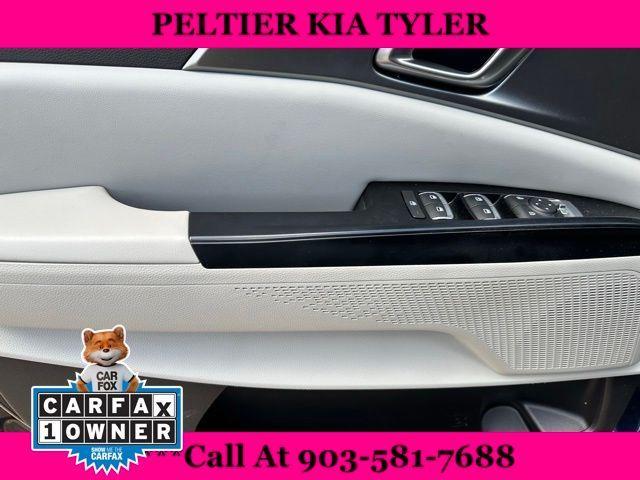 used 2022 Kia Carnival car, priced at $25,900
