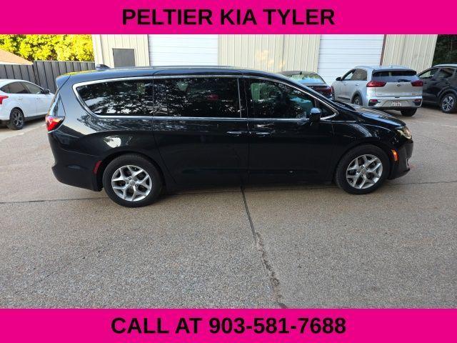used 2018 Chrysler Pacifica car, priced at $11,600
