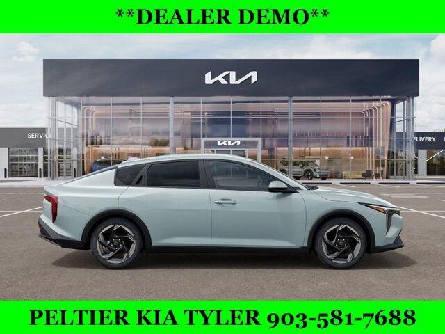 new 2025 Kia K4 car, priced at $23,395