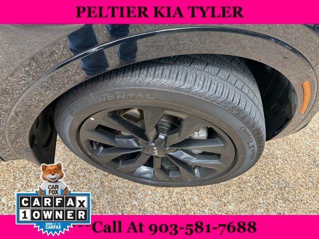 used 2023 Kia Sorento car, priced at $34,990