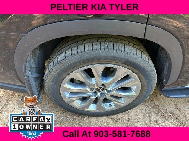 used 2020 Toyota Highlander car, priced at $29,990