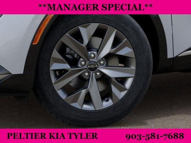 new 2025 Kia Sportage car, priced at $32,985
