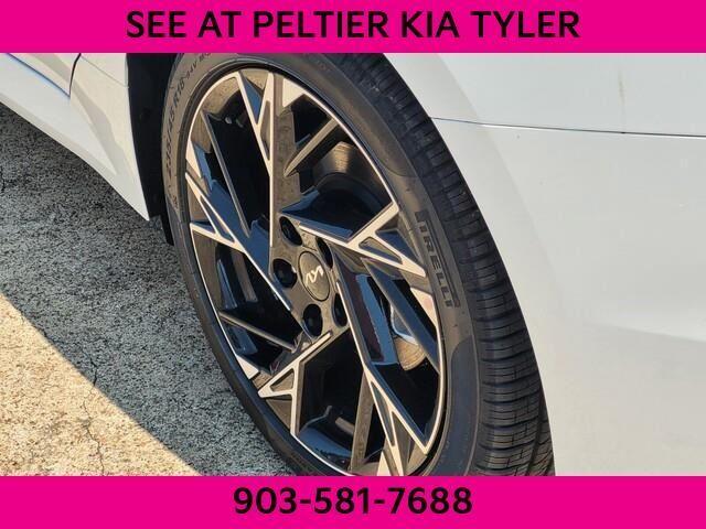 new 2026 Kia K5 car