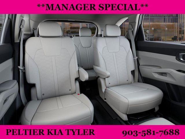new 2025 Kia Sorento car, priced at $38,205