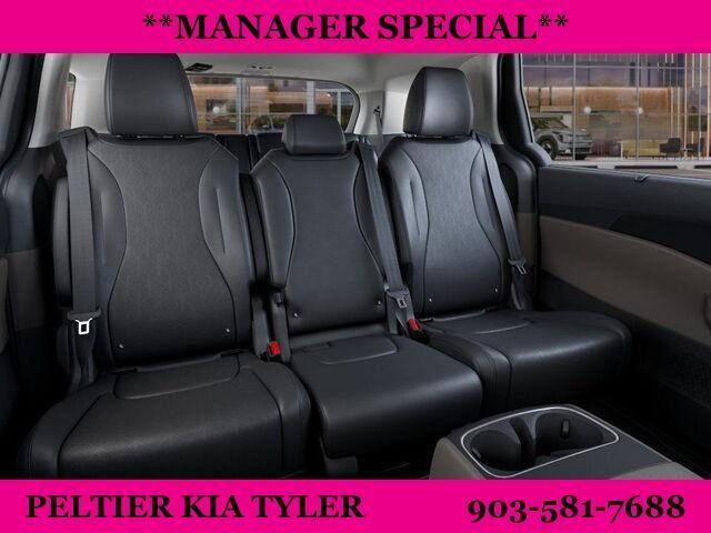 new 2025 Kia Carnival Hybrid car, priced at $44,420
