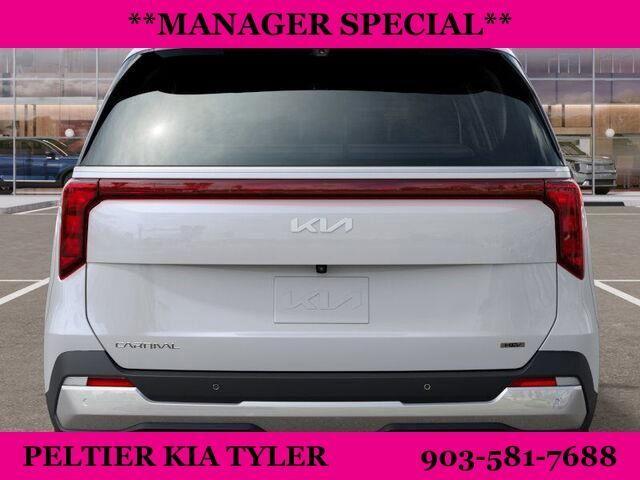 new 2025 Kia Carnival Hybrid car, priced at $44,695