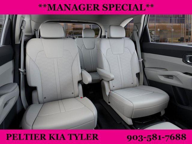 new 2025 Kia Sorento car, priced at $40,525