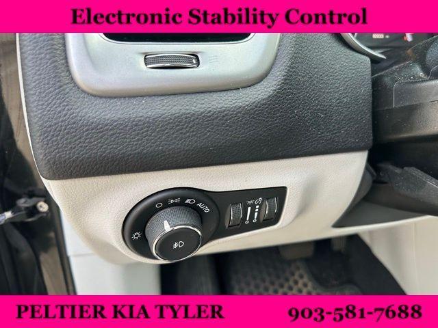 used 2018 Jeep Compass car, priced at $14,990