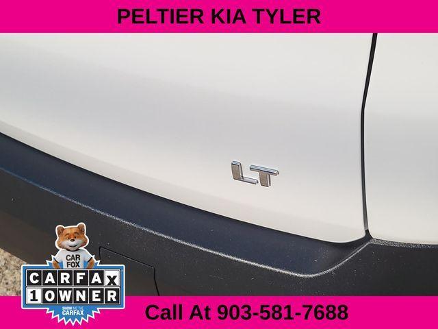 used 2023 Chevrolet Traverse car, priced at $29,798