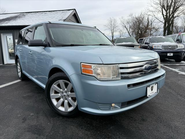 used 2009 Ford Flex car, priced at $10,999