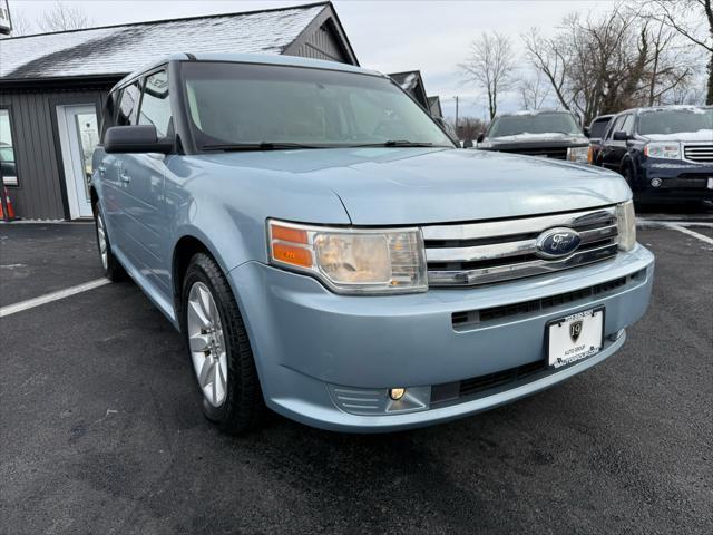 used 2009 Ford Flex car, priced at $10,999