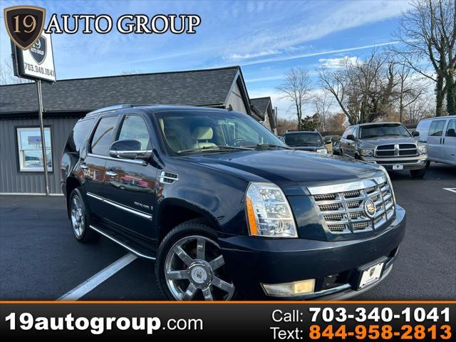 used 2007 Cadillac Escalade car, priced at $9,999