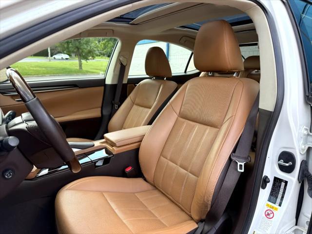 used 2016 Lexus ES 350 car, priced at $23,475