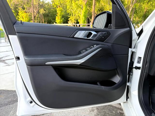 used 2021 BMW X7 car, priced at $39,474