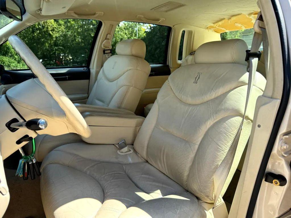 used 1996 Lincoln Town Car car, priced at $10,975