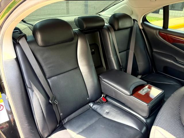 used 2007 Lexus LS 460 car, priced at $15,675