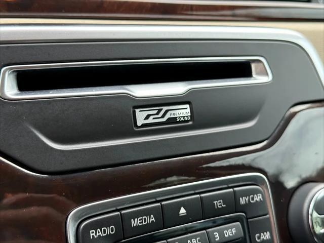 used 2013 Volvo XC70 car, priced at $17,375