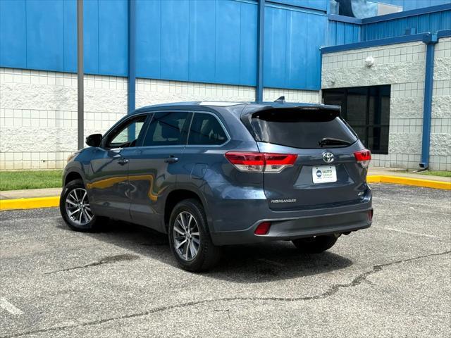 used 2019 Toyota Highlander car, priced at $28,975