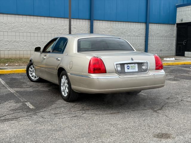 used 2011 Lincoln Town Car car, priced at $12,475