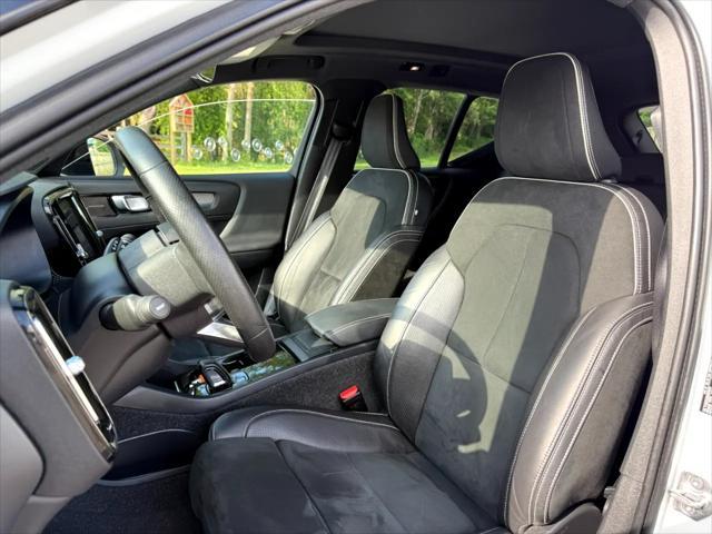 used 2021 Volvo XC40 Recharge Pure Electric car, priced at $19,975