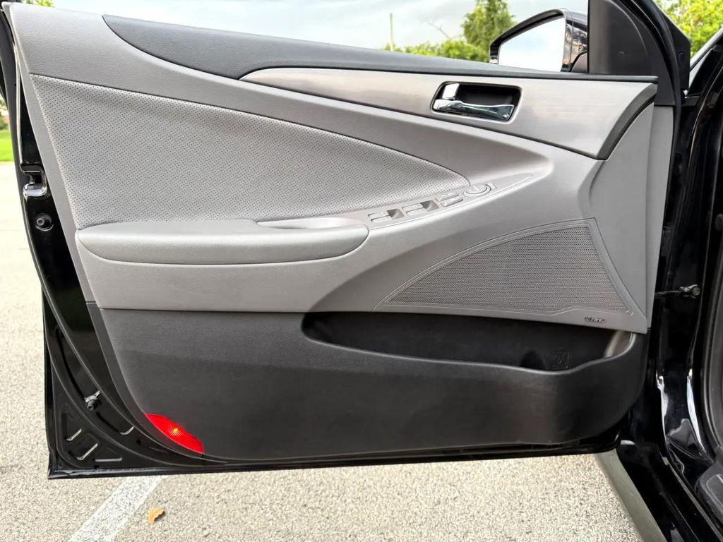 used 2014 Hyundai Sonata Hybrid car, priced at $9,975