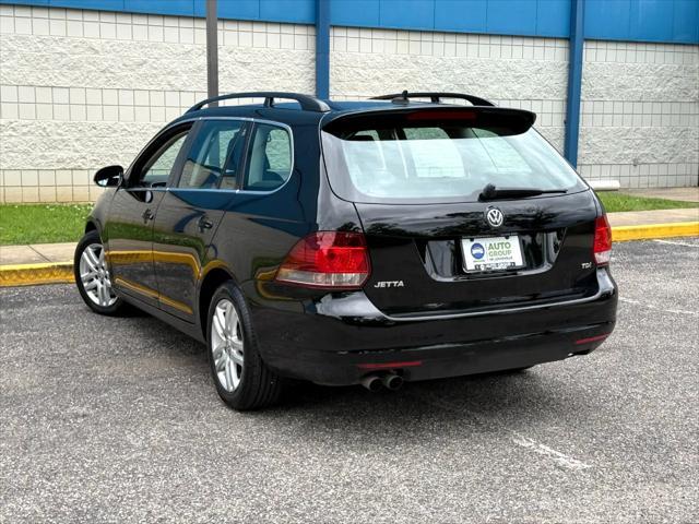 used 2014 Volkswagen Jetta SportWagen car, priced at $17,975