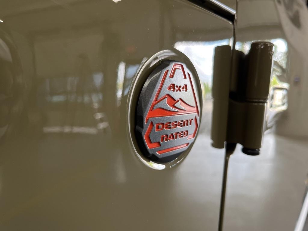 used 2021 Jeep Gladiator car, priced at $35,475