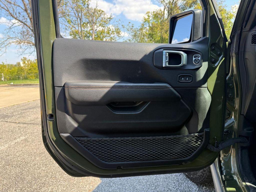 used 2021 Jeep Gladiator car, priced at $35,475