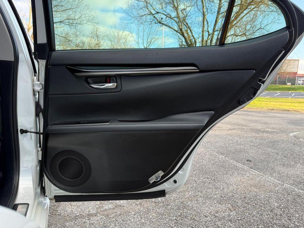 used 2018 Lexus ES 350 car, priced at $18,675