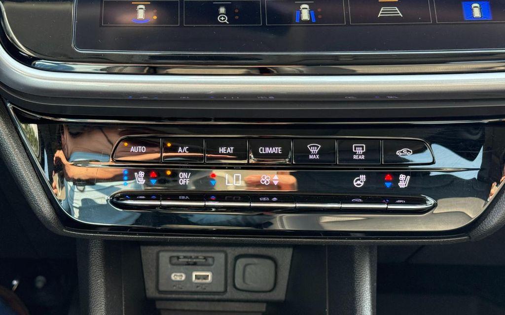used 2022 Chevrolet Bolt EUV car, priced at $17,975