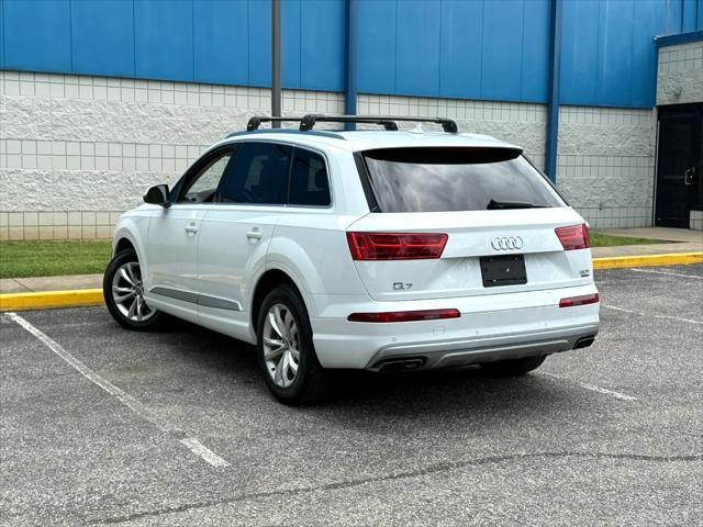 used 2017 Audi Q7 car, priced at $22,475