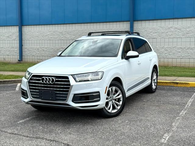 used 2017 Audi Q7 car, priced at $22,475
