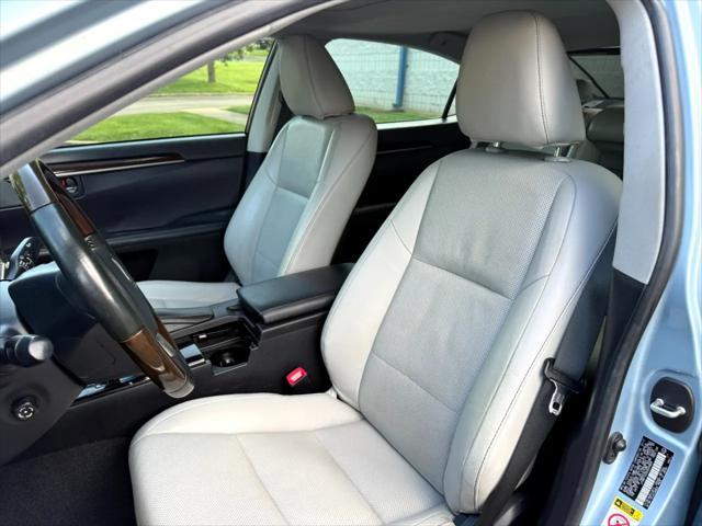 used 2013 Lexus ES 350 car, priced at $17,365