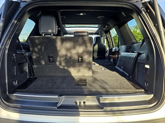 used 2019 Lincoln Navigator car, priced at $38,975