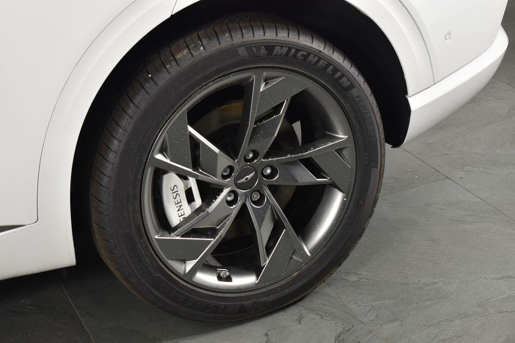 new 2025 Genesis Electrified GV70 car, priced at $76,205