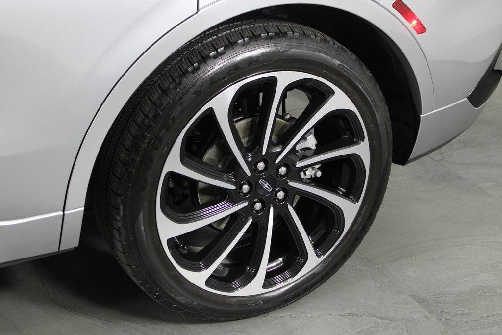 used 2025 Lincoln Nautilus car, priced at $64,987