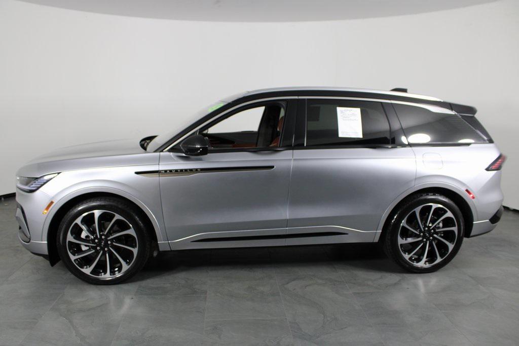 used 2025 Lincoln Nautilus car, priced at $64,987