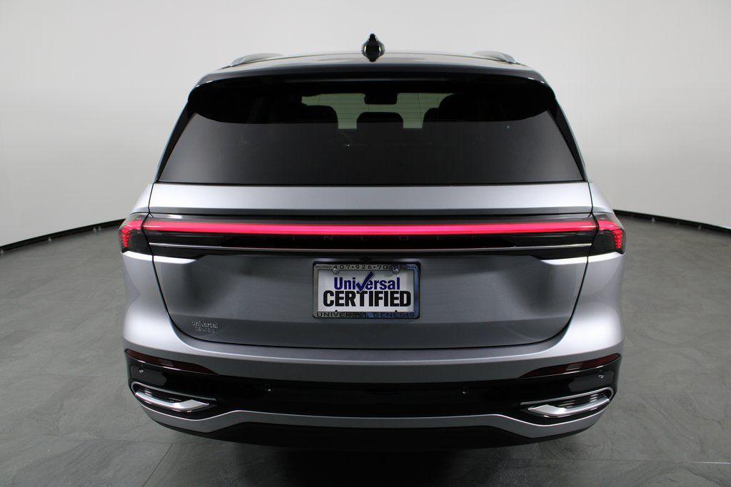 used 2025 Lincoln Nautilus car, priced at $62,347