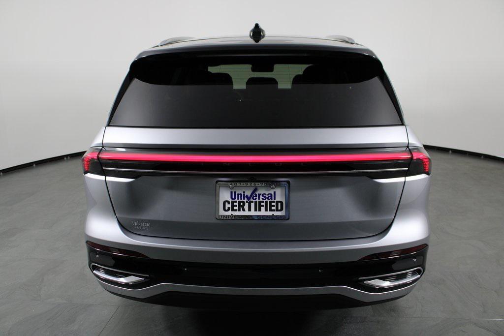 used 2025 Lincoln Nautilus car, priced at $64,987