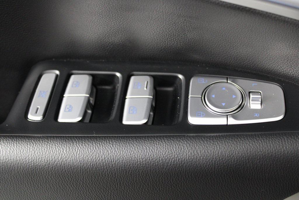 used 2023 Genesis G70 car, priced at $28,864