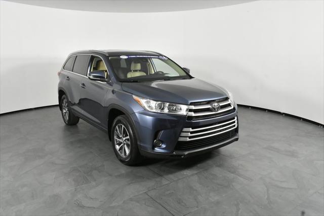 used 2018 Toyota Highlander car, priced at $23,987