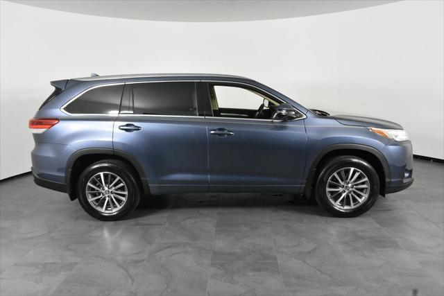 used 2018 Toyota Highlander car, priced at $23,987