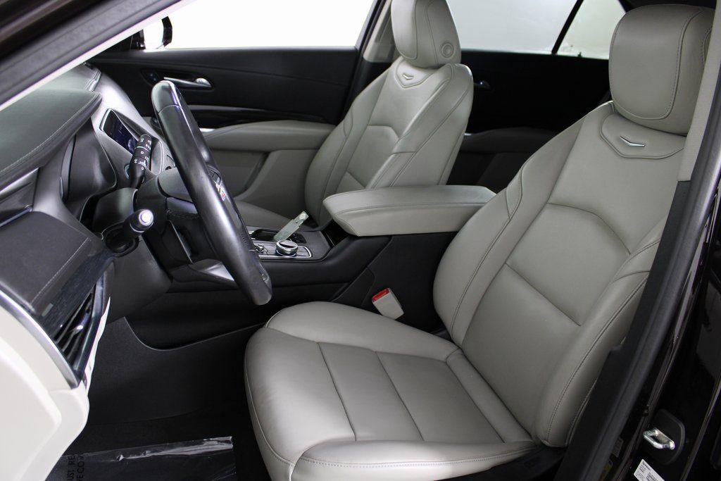 used 2020 Cadillac XT4 car, priced at $16,999